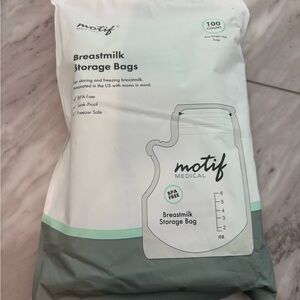 Motif Breastmilk Storage Bags